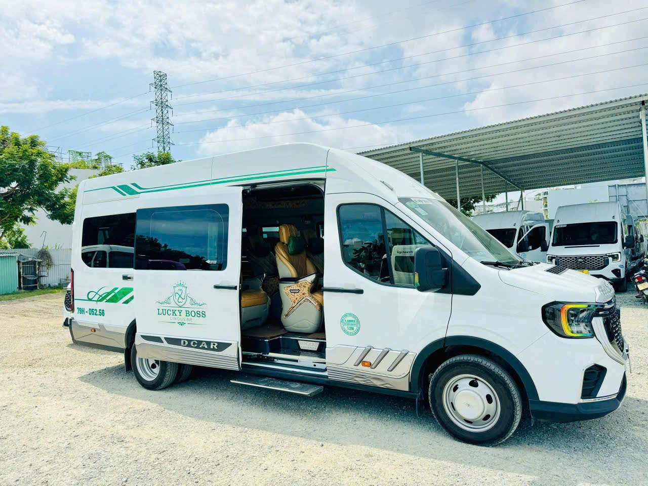 Xe Dcar Limousine Đà Lạt đi Nha Trang